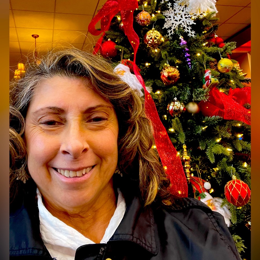Meet your Posher, Sharon